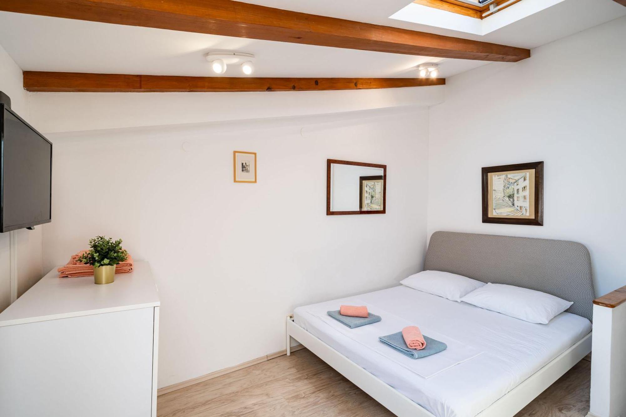 Lovely Holiday House Othello Next To The Buza Beach Ragusa Esterno foto
